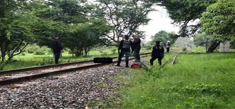 Amanece cuerpo sin vida en las vías del tren en Tepic