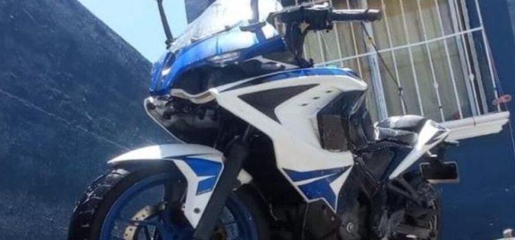 Tepic: Roban motocicleta Pulsar en la Colonia El Rodeo