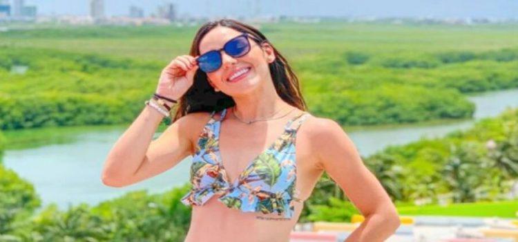 Casandra Ascencio luce espectacular con bikini en playas de Nayarit