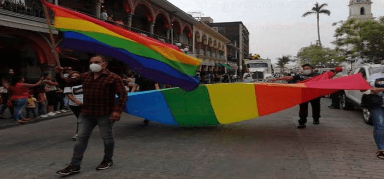 Denuncian homofobia en Protección Civil de Tepic