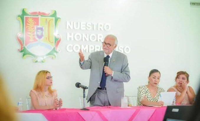 Navarro reitera el respaldo a comunicadoras nayaritas