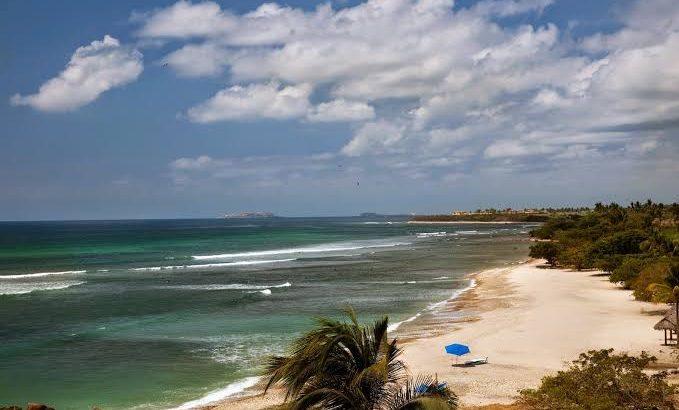 Playa Las Islitas de Nayarit: oleaje tranquilo ideal para meterse a nadar y disfrutar