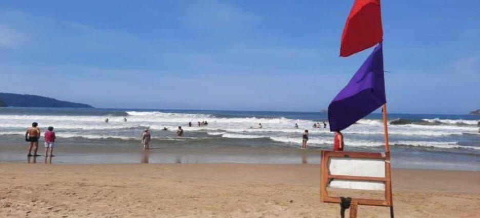 Exhortan a considerar el color de las banderas en playas de Nayarit