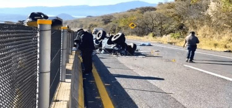 Hombre muere decapitado al sufrir terrible accidente en la Tepic-Guadalajara
