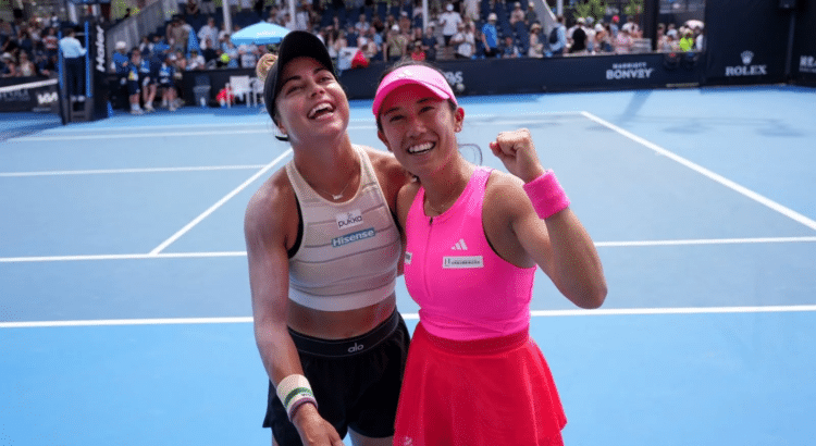 Renata Zarazúa en el top 100 en singles y dobles Renata Zarazúa en el top 100 en singles y dobles