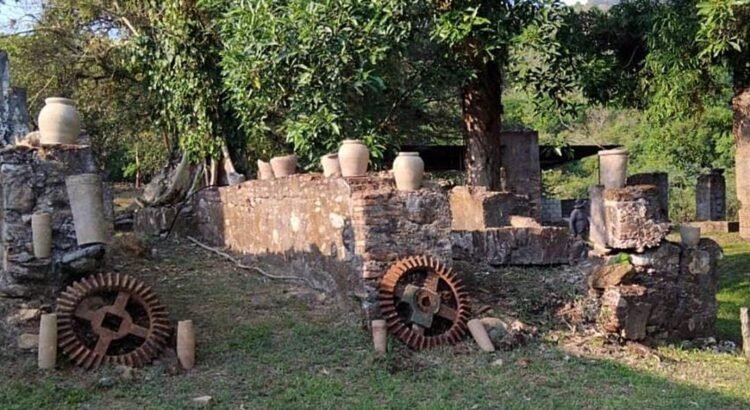 Hallan en Putla, Oaxaca, reliquias de una exhacienda de la época del Virreinato Hallan en Putla, Oaxaca, reliquias de una exhacienda de la época del Virreinato