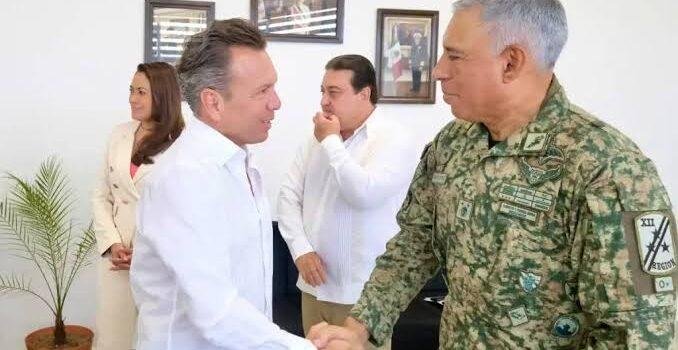 Lemus acude a reunión de seguridad en Nayarit