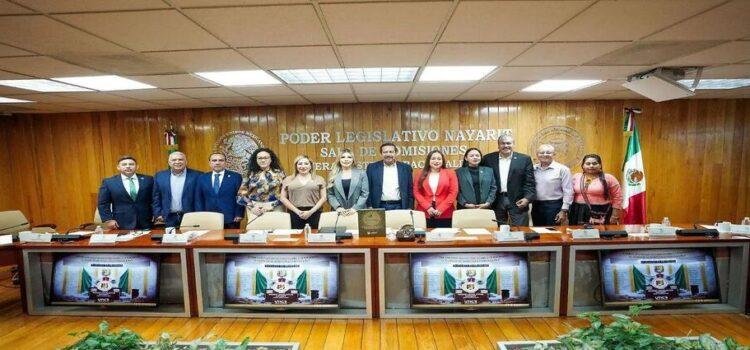 Entregan al Congreso el cuarto informe de Gobierno en Nayarit