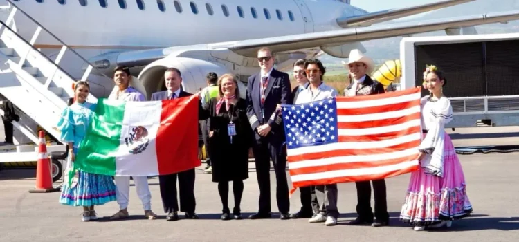 Llega a Nayarit nueva ruta aérea Houston – Tepic