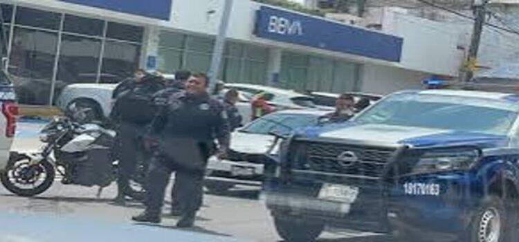 Se registra movilización policial en el centro de Tepic