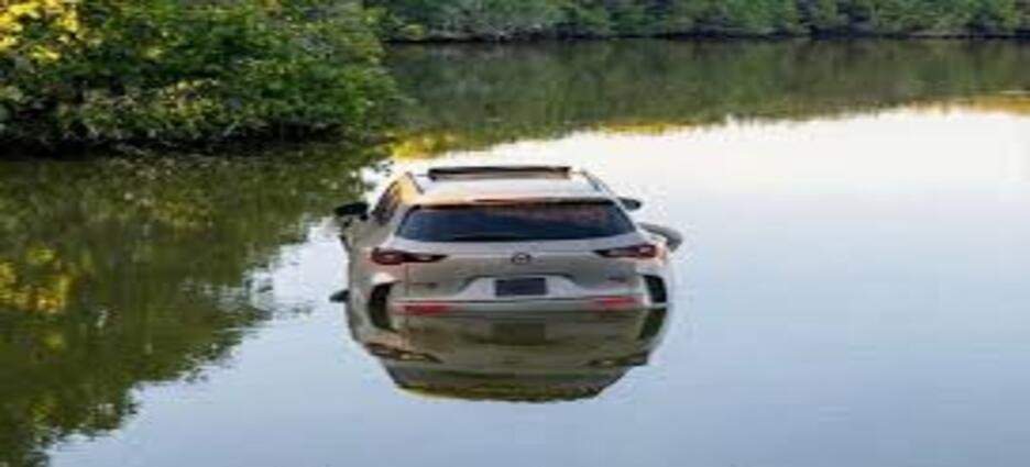 Vehículo cae a laguna con cocodrilos en carretera La Virocha–San Blas