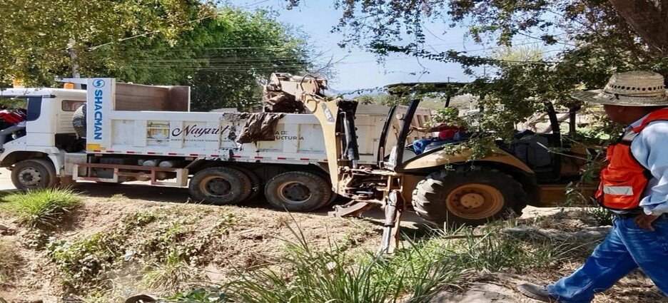 Refuerzan limpieza y mantenimiento en canales de Las Canteras ante próxima temporada de lluvias